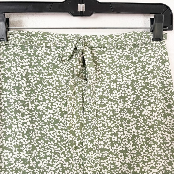 Lulus Summer Romance Sage Green Floral Print Wrap Skirt Size Medium - Picture 10 of 11